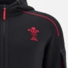 Felpa con cappuccio Welsh Rugby 2025/26 Black Athleisure Tech Felpa con cappuccio Welsh Rugby 2025/26 Black Athleisure Tech