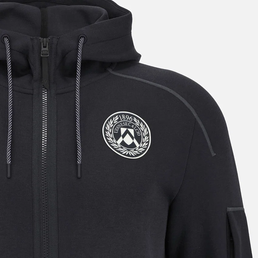 Felpa da riscaldamento per adulti Udinese Calcio 2025/26 Athleisure Felpa da riscaldamento per adulti Udinese Calcio 2025/26 Athleisure