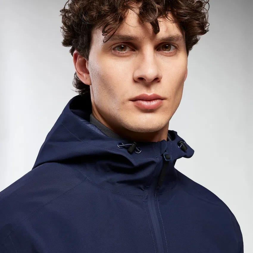 Giacca tecnica impermeabile Stormshade con cappuccio Giacca tecnica impermeabile Stormshade con cappuccio