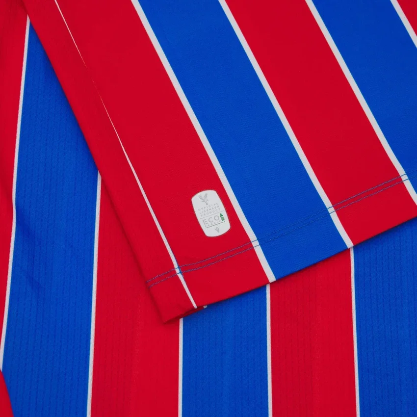 Maglia da casa per adulti del Crystal Palace FC 2025/26 Maglia da casa per adulti del Crystal Palace FC 2025/26
