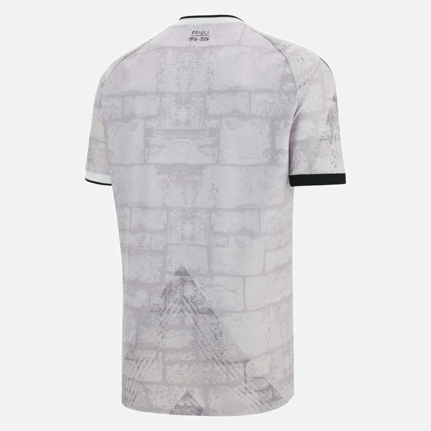 Maglie da partita commemorative del 50° anniversario del terremoto dell’Udinese Calcio 2025/26 Maglie da partita commemorative del 50° anniversario del terremoto dell’Udinese Calcio 2025/26