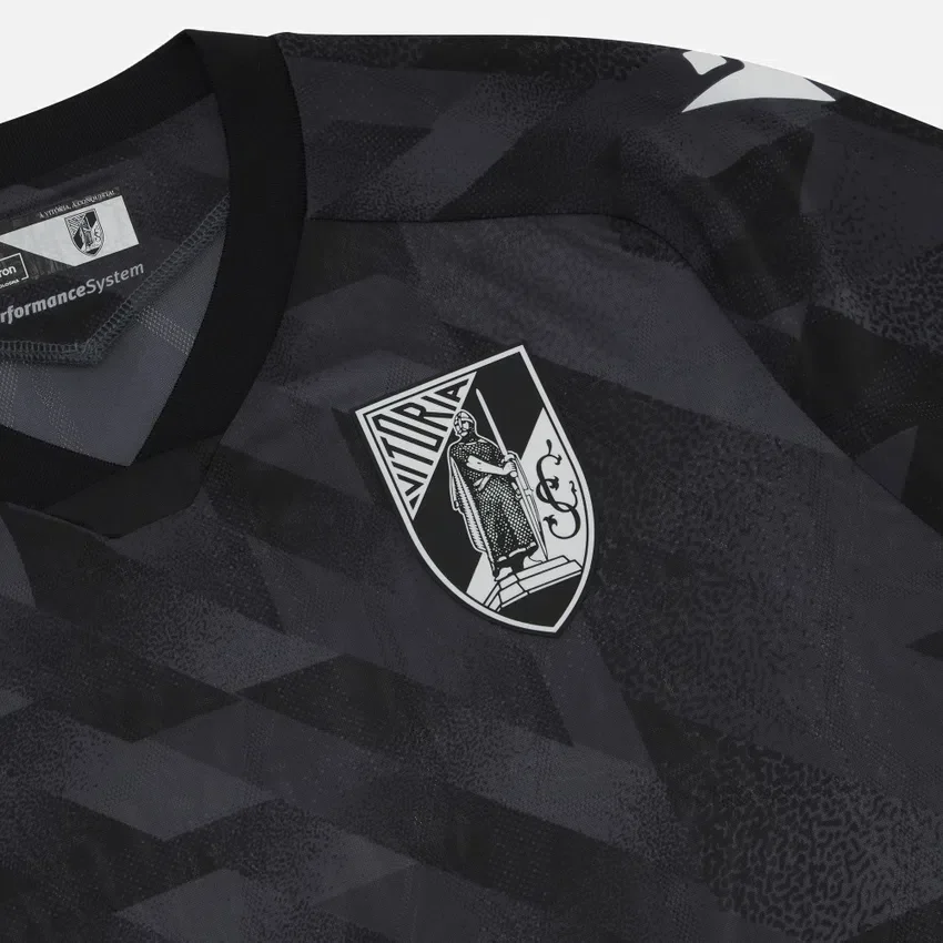 Maglie da trasferta per adulti del Vitória SC 2025/26 Maglie da trasferta per adulti del Vitória SC 2025/26