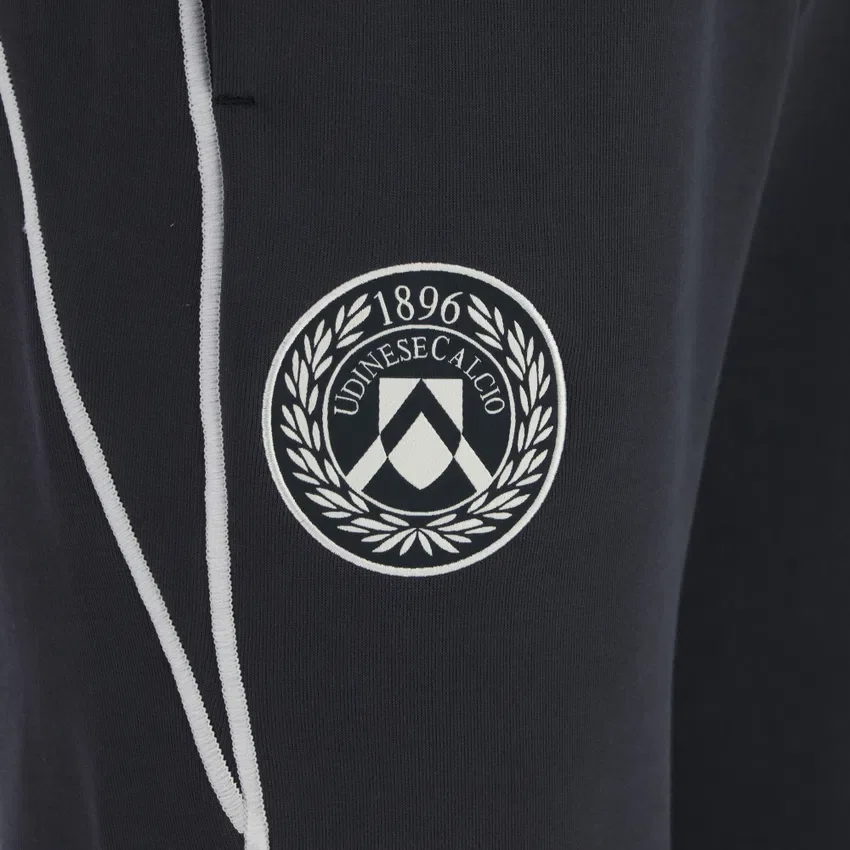Pantaloni da viaggio in cotone per adulti Udinese Calcio 2025/26 Athleisure Pantaloni da viaggio in cotone per adulti Udinese Calcio 2025/26 Athleisure