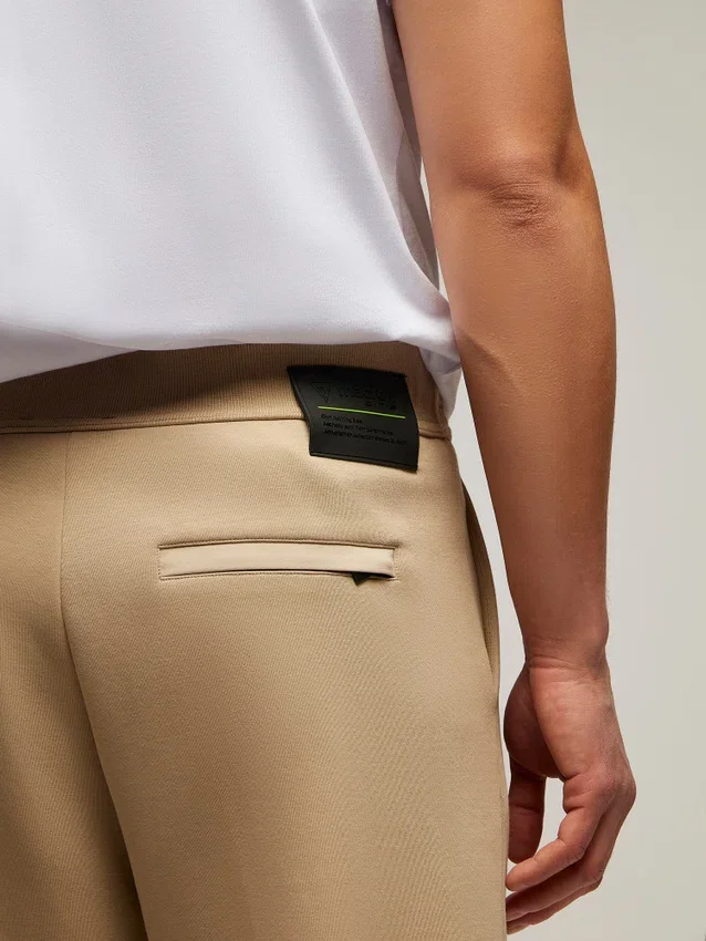 Pantaloni Tecy dalla vestibilità ampia Pantaloni Tecy dalla vestibilità ampia