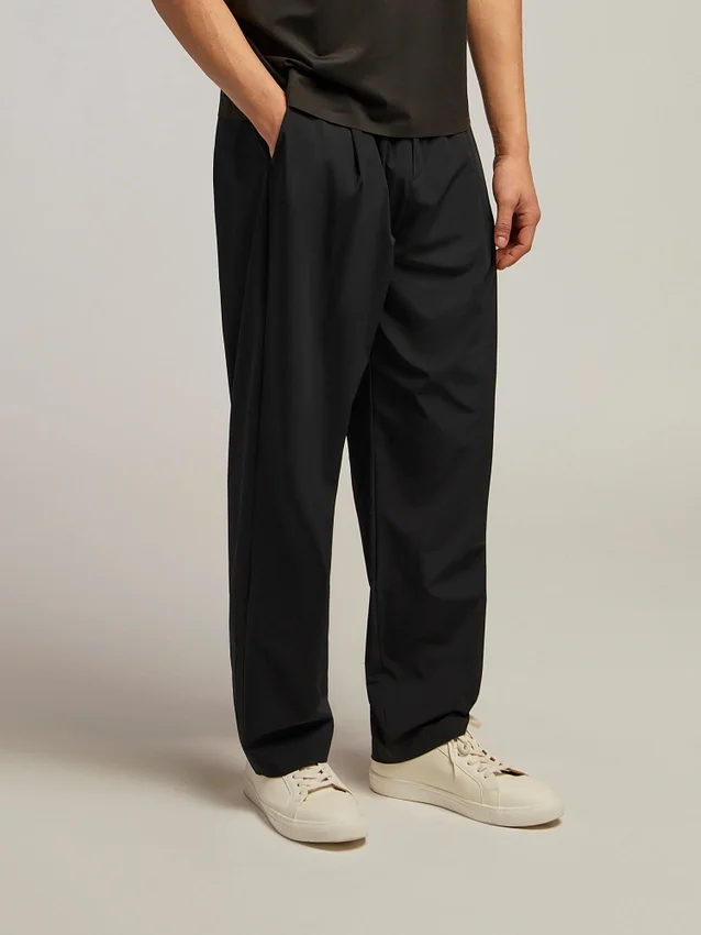 Pantaloni Theo a vestibilità dritta Pantaloni Theo a vestibilità dritta