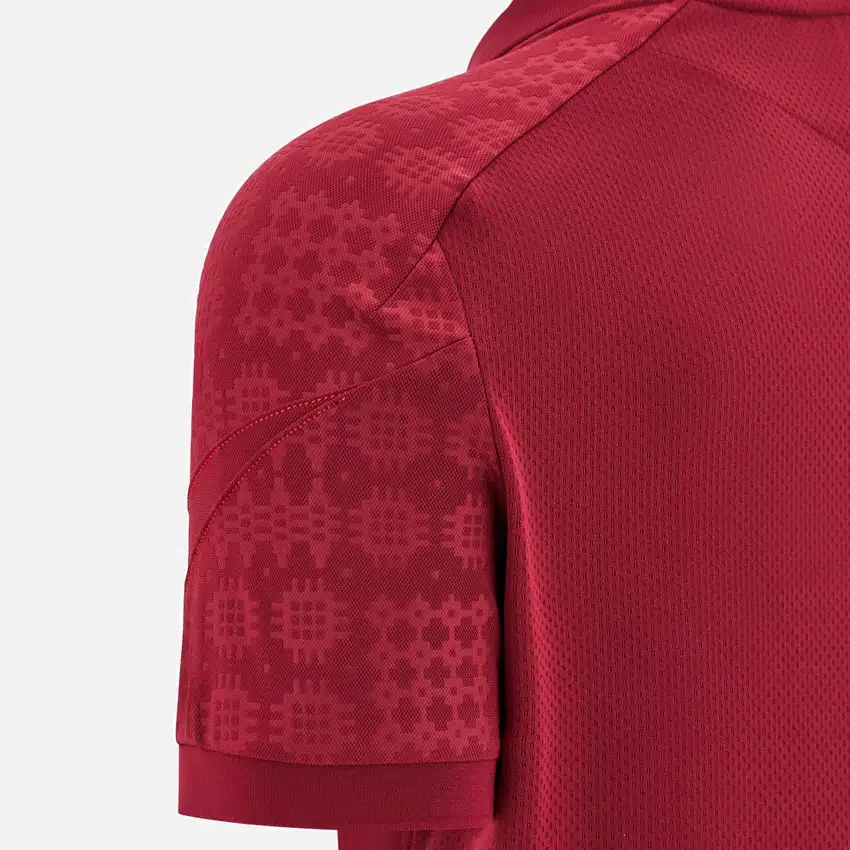 Polo da viaggio Welsh Rugby 2025/26 Rosso intenso Polo da viaggio Welsh Rugby 2025/26 Rosso intenso